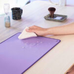 MousePad Logitech DeskMat Violeta Studio Series Dark - Imagen 3
